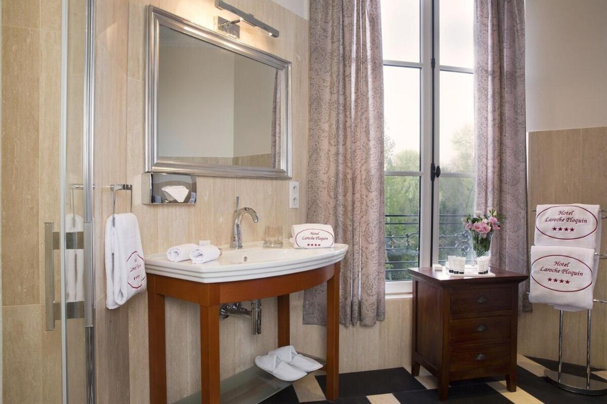 Chateau Laroche-Ploquin Sepmes Room photo